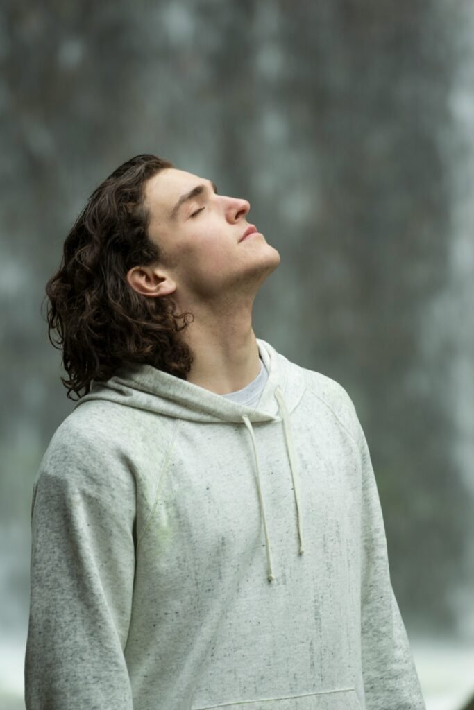 Morning sunlight exposure and natural light for circadian rhythm alignment